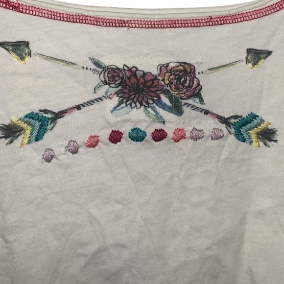 Double D Ranch Graphic Tee with Rabbit Design - Picture 8 of 10